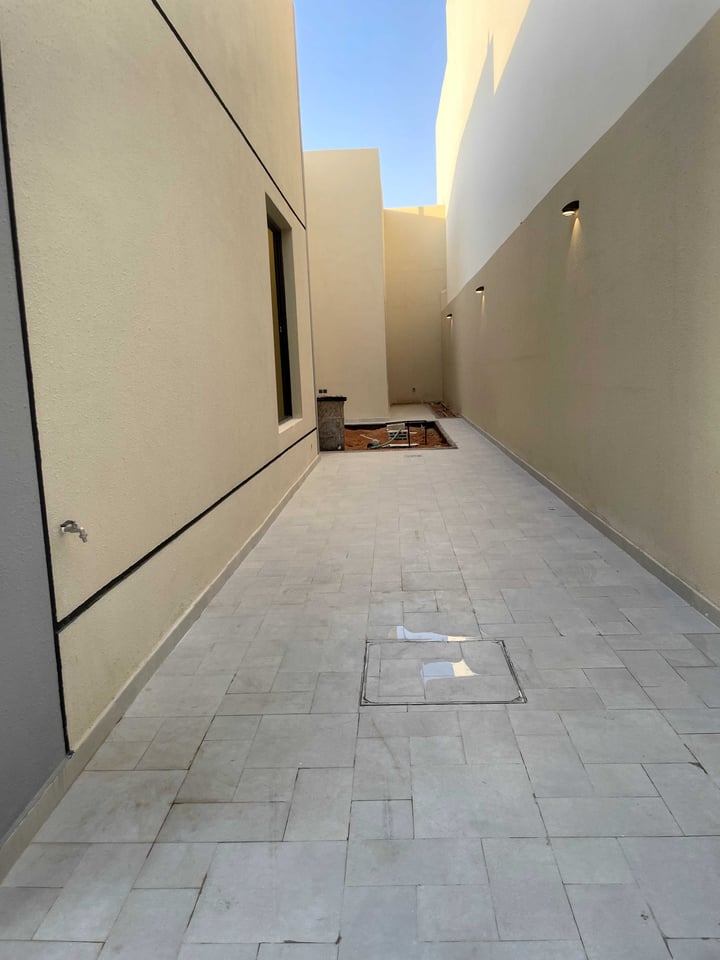 دور 360 متر مربع ب 5 غرف المهدية، غرب الرياض، الرياض