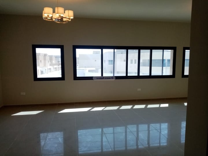 Villa 702 SQM Facing North with 5 Bedrooms Gharb Adh Dhahran, Dammam