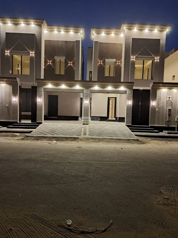 Villa 260 SQM Facing East on 16m Width Street West Al Aziziyah, Al Khobar