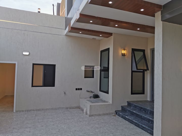 فيلا 405 متر مربع شرقية على شارع 25م حارة الباب الجديد، مكة المكرمة