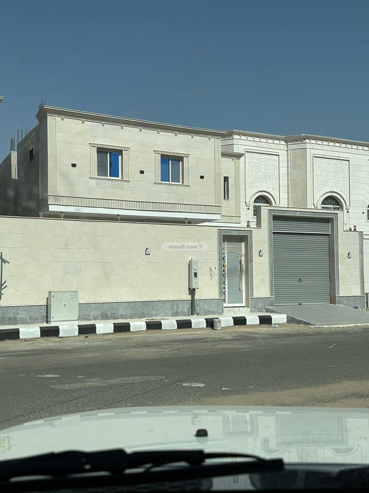فيلا 451 متر مربع شمالية على شارع 25م حارة الباب الجديد، مكة المكرمة