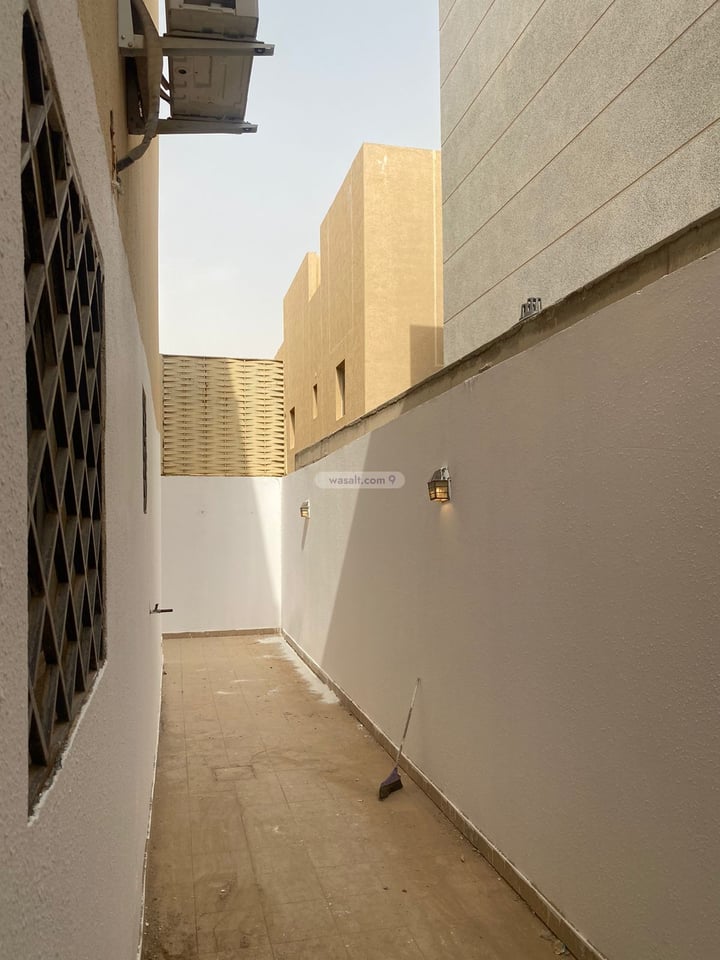 Floor 262 SQM with 4 Bedrooms Al Nada, North Riyadh, Riyadh