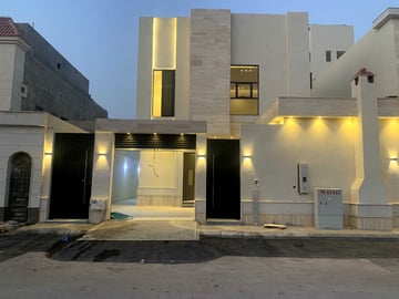 فيلا 312 متر مربع غربية على شارع 15م الحزم، غرب الرياض، الرياض