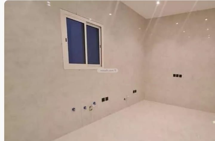 Floor 150 SQM with 4 Bedrooms Al Suwaidi, West Riyadh, Riyadh