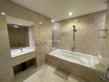 Villa 308 SQM Facing East with 8 Bedrooms Al Olaya, Central Riyadh, Riyadh