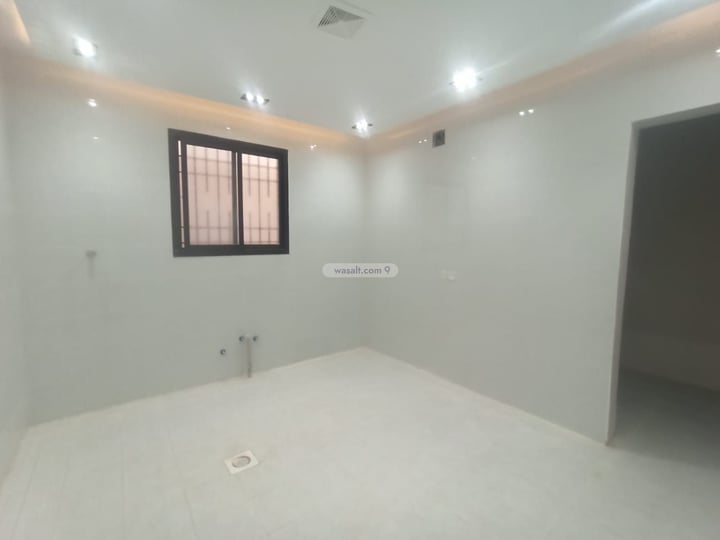 فيلا 375 متر مربع مع شقة واجهة شرقية احد، جنوب الرياض، الرياض
