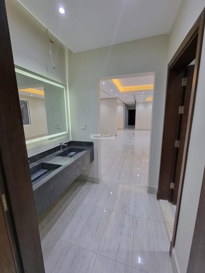 Apartment 237 SQM with 5 Bedrooms Wadi Jalil, Makkah