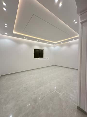 Villa 450 SQM with 2 Apartments Facing North Al Awaly, West Riyadh, Riyadh
