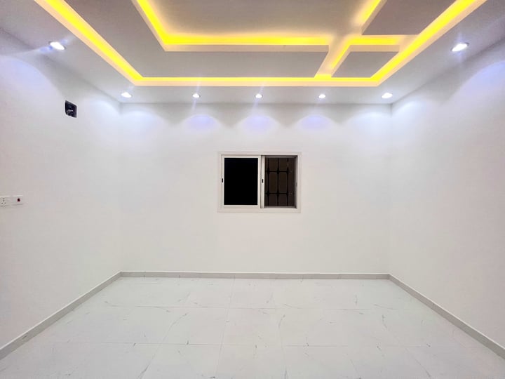 Floor 375 SQM with 4 Bedrooms Al Dar Al Baida, South Riyadh, Riyadh