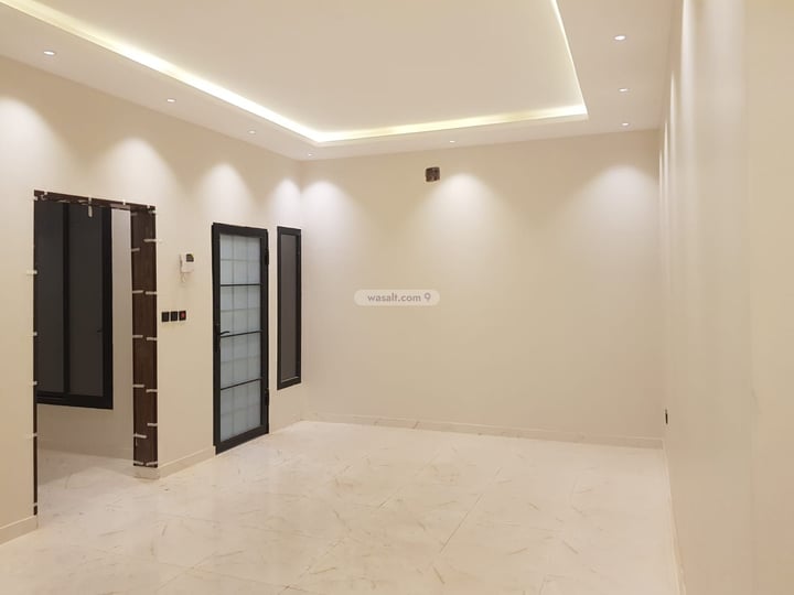Floor 189 SQM with 5 Bedrooms Shubra, West Riyadh, Riyadh