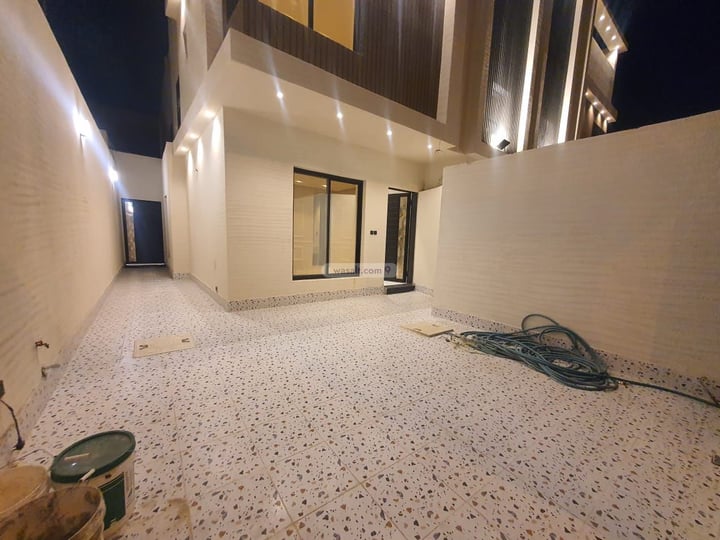 Floor 141 SQM with 5 Bedrooms Taybah, South Riyadh, Riyadh