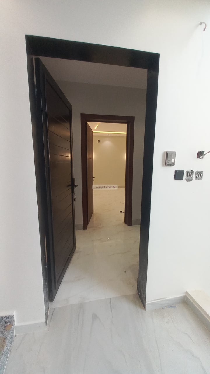 Apartment 140 SQM with 5 Bedrooms Al Suwaidi, West Riyadh, Riyadh