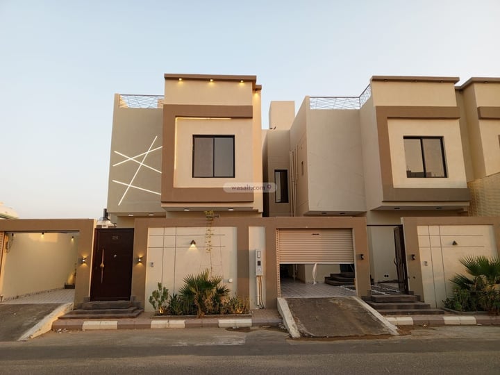 Villa 300 SQM Facing North on 25m Width Street Al Ukayshiyah, Makkah