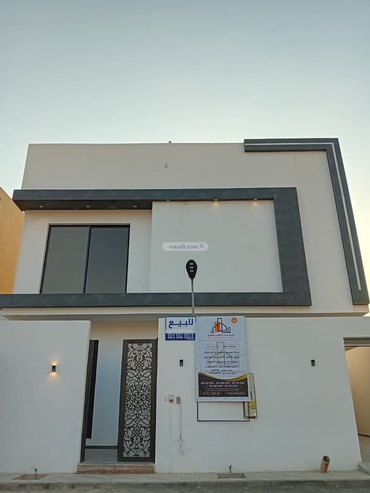 فيلا 225 متر مربع شمالية شرقية على شارع 20م النرجس، شمال الرياض، الرياض