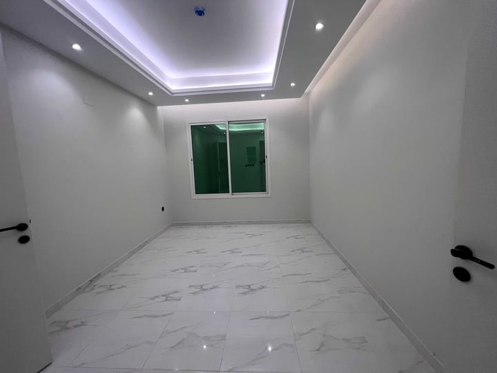 Apartment 190 SQM with 5 Bedrooms Tuwaiq, West Riyadh, Riyadh