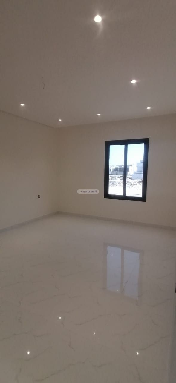 Villa 262 SQM Facing North on 18m Width Street Al Aqiq, Al Khobar