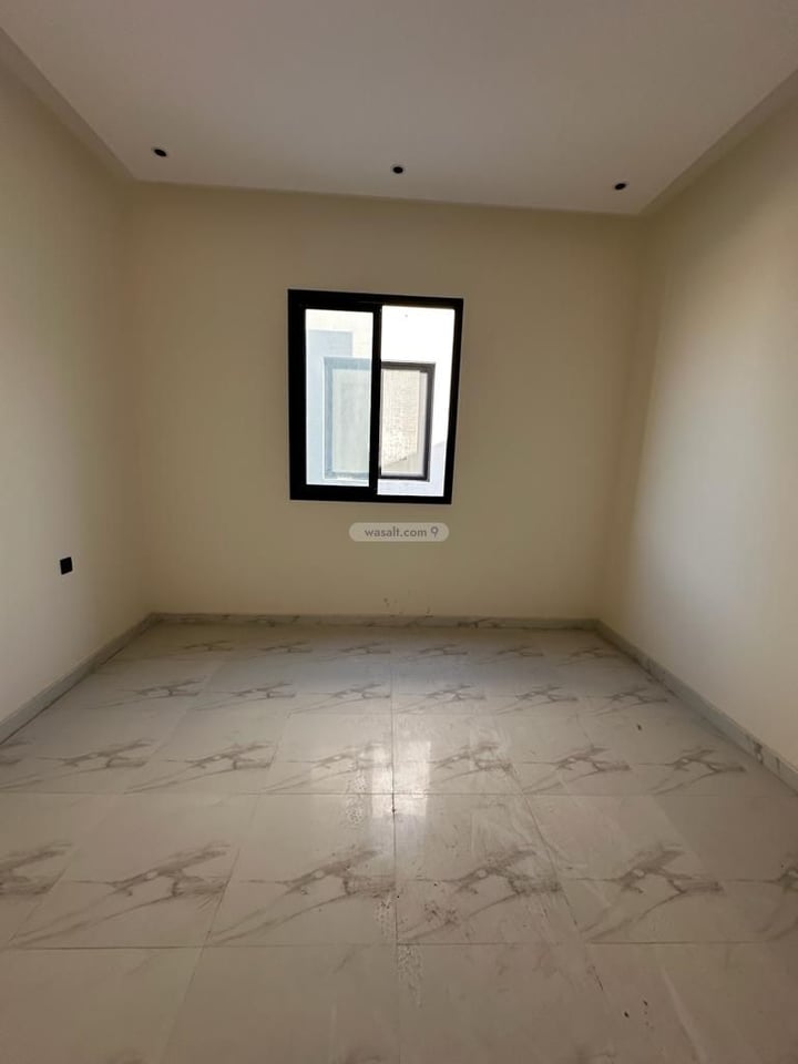 شقة 128 متر مربع ب 5 غرف عكاظ، جنوب الرياض، الرياض