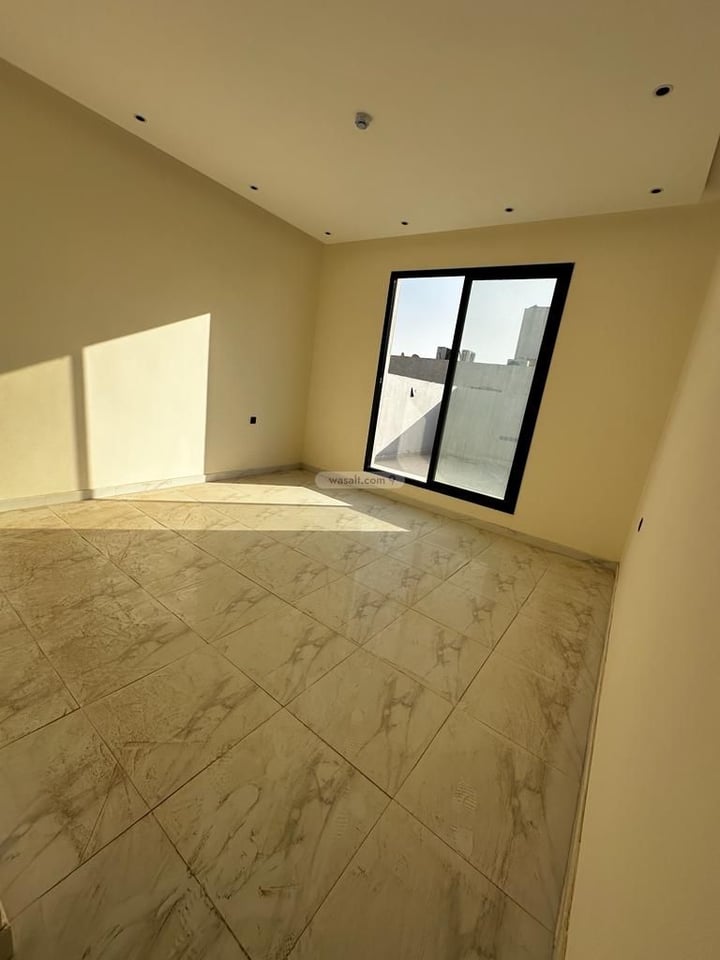 شقة 128 متر مربع ب 5 غرف عكاظ، جنوب الرياض، الرياض
