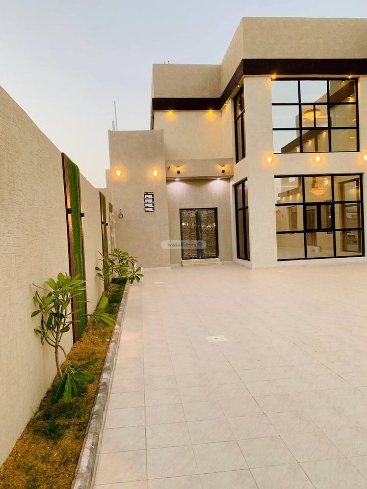 Villa 600 SQM Facing South West on 15m Width Street Ar Rabwah, Hafar Al Batin