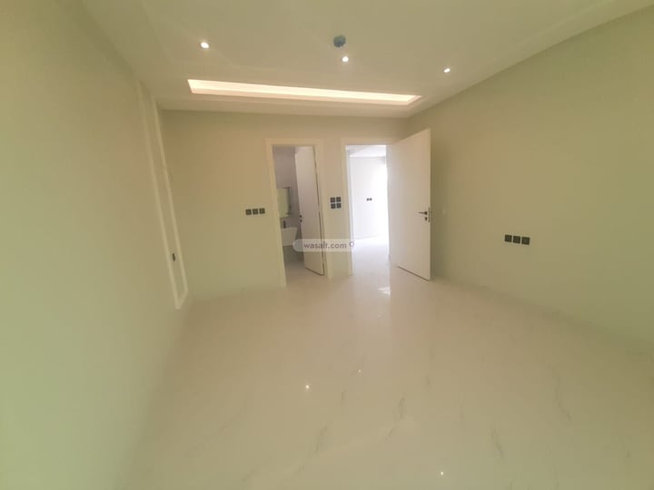 شقة 260 متر مربع ب 5 غرف عكاظ، جنوب الرياض، الرياض