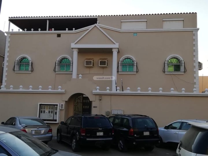 Building 750 SQM Facing East Al Wahah, East Jeddah, Jeddah