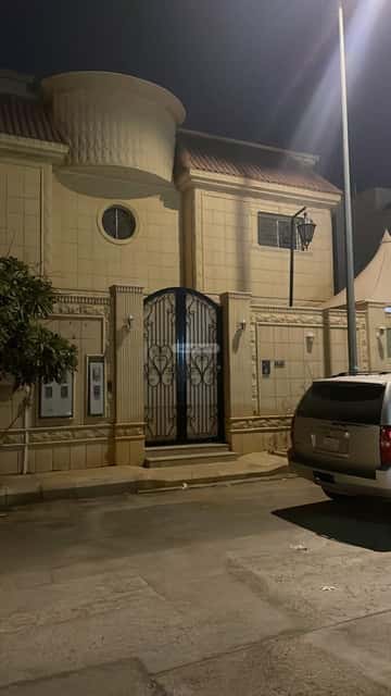 فيلا 500 متر مربع واجهة غربية ب 9+ غرف بدر، جنوب الرياض، الرياض
