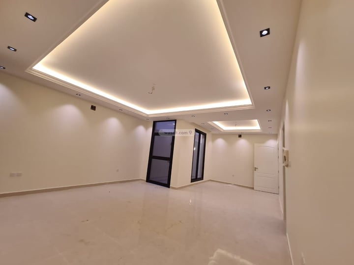 Floor 160 SQM with 4 Bedrooms Okaz, South Riyadh, Riyadh