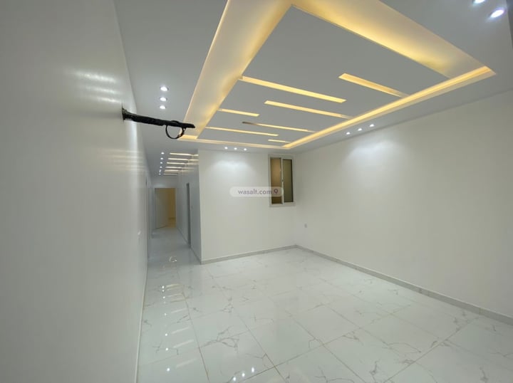 Floor 380 SQM with 7 Bedrooms Al Fahd, Najran