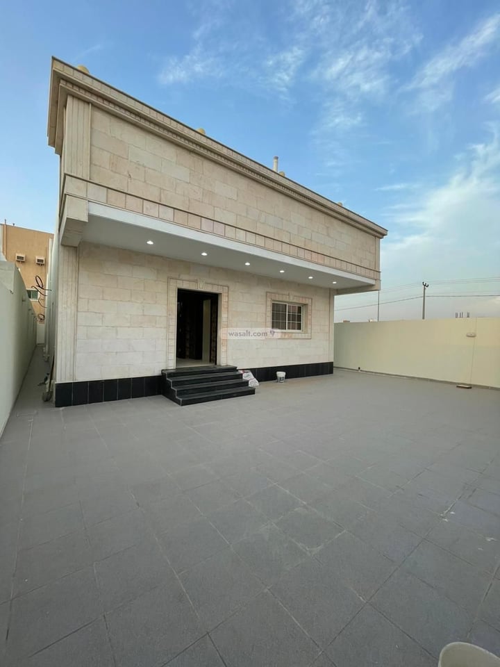 Villa 450 SQM Facing East on 16m Width Street Al Qryniah, South Jeddah, Jeddah