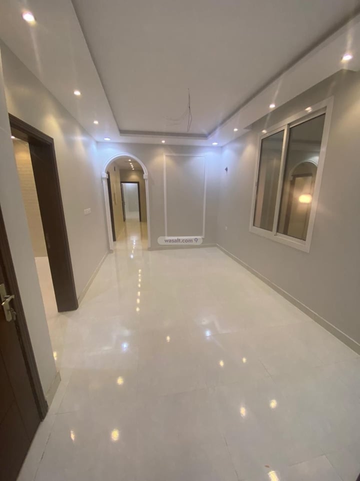 Floor 310 SQM with 6 Bedrooms Al Wafa, East Jeddah, Jeddah