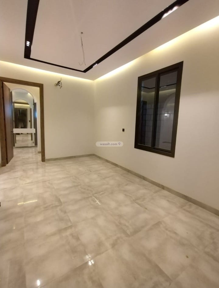 Villa 300 SQM Facing West on 25m Width Street Al Ukayshiyah, Makkah