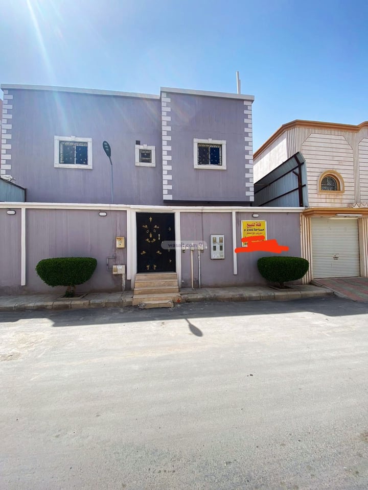 فيلا 240 متر مربع مع شقة واجهة جنوبية العريجاء، غرب الرياض، الرياض