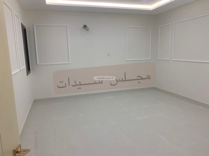 Villa 341 SQM Facing South on 15m Width Street At Tanim, Makkah
