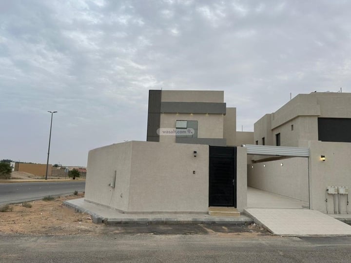 Villa 416 SQM Facing North West on 40m Width Street Al Hamra, Unayzah