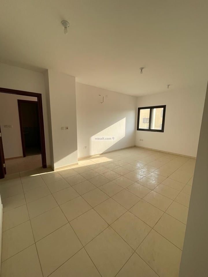 Apartment 188 SQM with 5 Bedrooms Al Suwaidi, West Riyadh, Riyadh