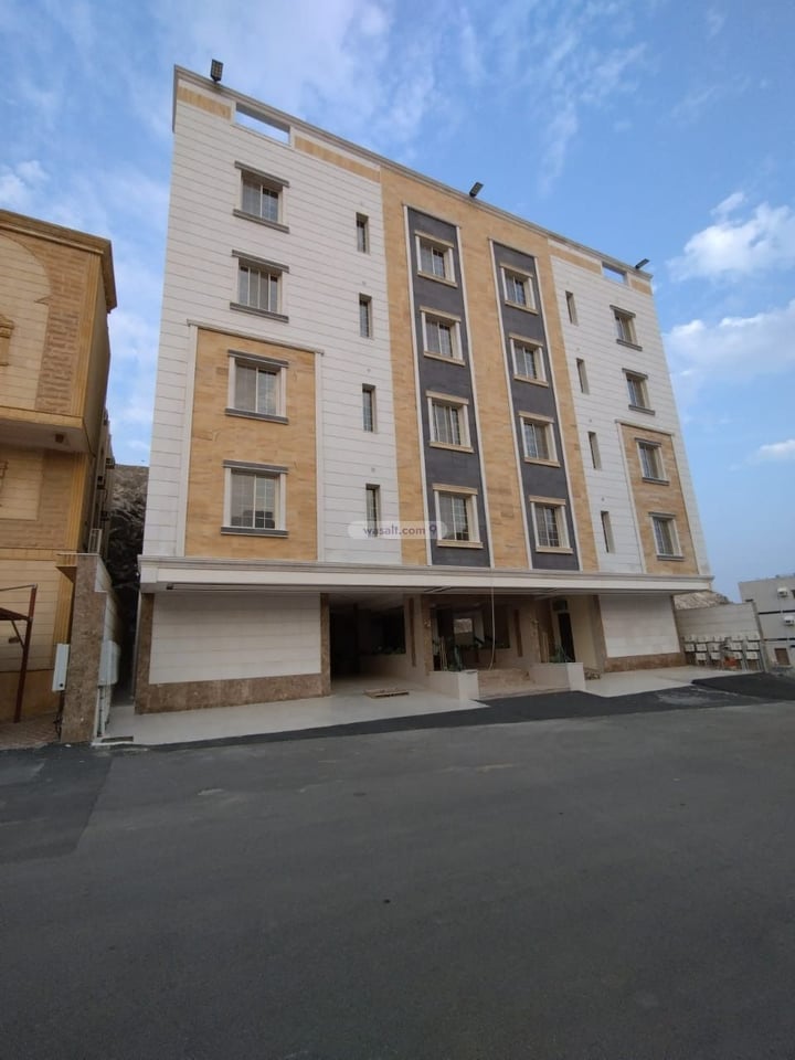 Apartment 180 SQM with 6 Bedrooms King Fahd, Makkah