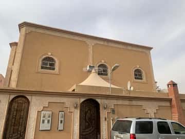 Villa 460 SQM with 2 Apartments Facing South Al Khaleej, East Riyadh, Riyadh