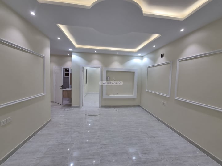 Floor 250 SQM with 5 Bedrooms Ohod, South Riyadh, Riyadh