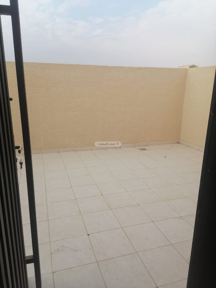 فيلا 200 متر مربع شمالية على شارع 20م ظهرة لبن، غرب الرياض، الرياض