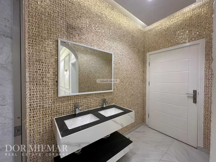 Apartment 186 SQM with 5 Bedrooms At Tanim, Makkah