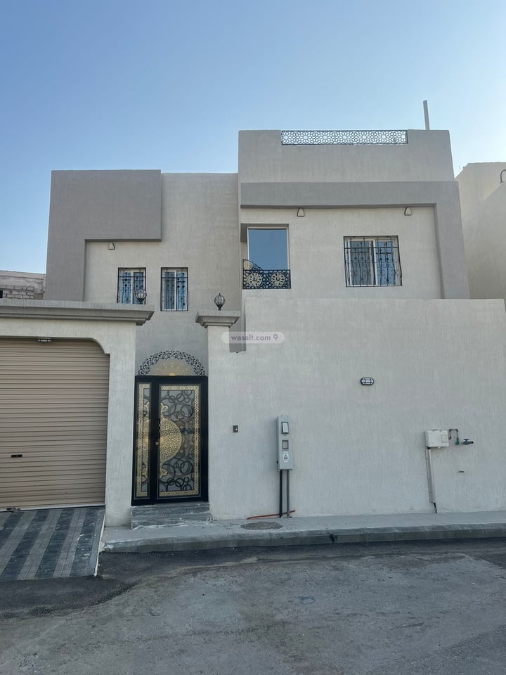 Villa 313 SQM Facing North on 16m Width Street An Nur, Dammam