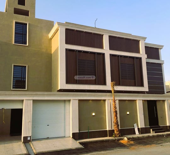 Floor 170 SQM with 5 Bedrooms Al Munisiyah, East Riyadh, Riyadh