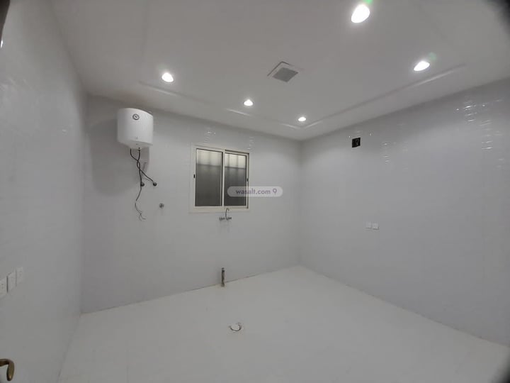 Floor 375 SQM with 4 Bedrooms Dahiyat Namar, West Riyadh, Riyadh