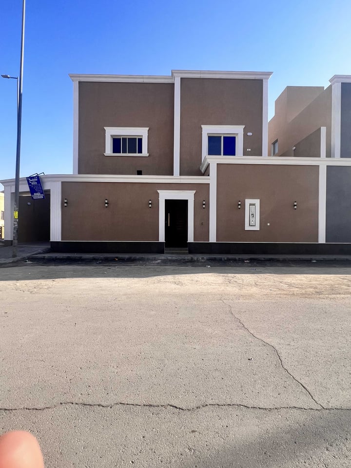 Villa 250 SQM Facing West on 20m Width Street Al Aziziyah, South Riyadh, Riyadh
