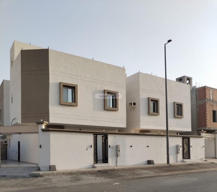 Villa 229 SQM Facing North East on 20m Width Street Al Fadeylah, South Jeddah, Jeddah