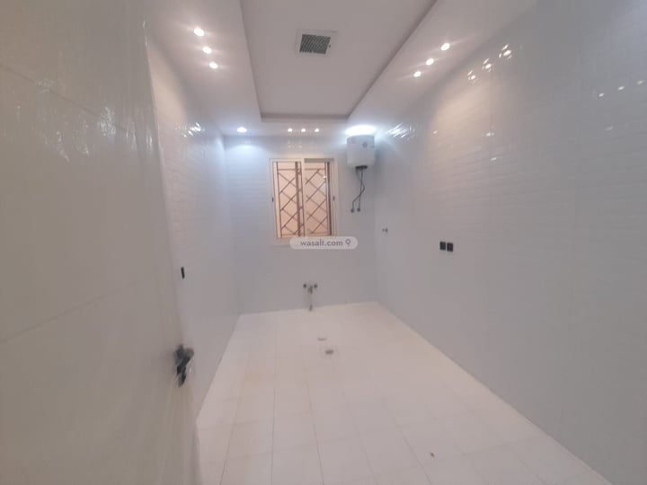 Floor 155 SQM with 4 Bedrooms Oraid, South Riyadh, Riyadh