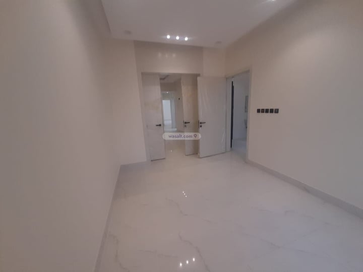 Floor 155 SQM with 4 Bedrooms Oraid, South Riyadh, Riyadh