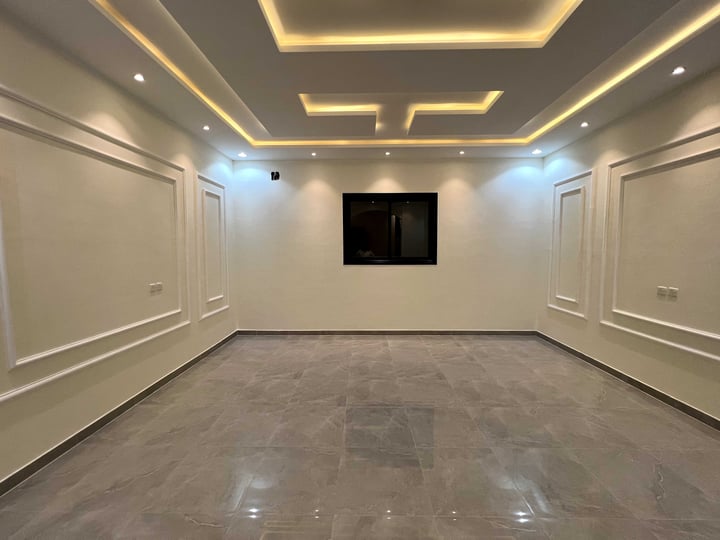 Villa 360 SQM Facing South with 7 Bedrooms Tuwaiq, West Riyadh, Riyadh