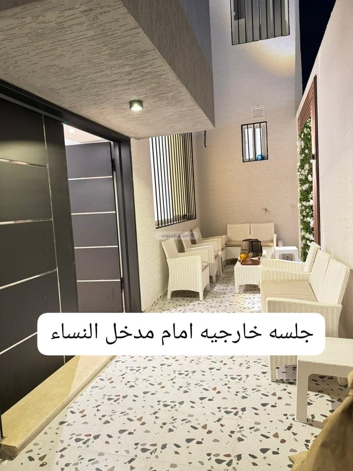 Villa 404 SQM Facing North on 15m Width Street Riha, At Taif