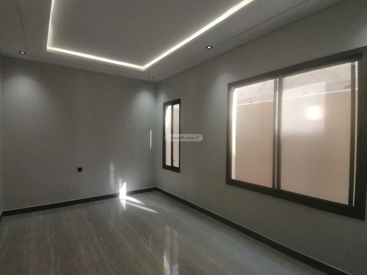 Floor 126 SQM with 5 Bedrooms Al Duraihemiyah, West Riyadh, Riyadh